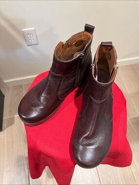 PIKOLINOS Women's Dark Brown Leather Zip Ankle Booties